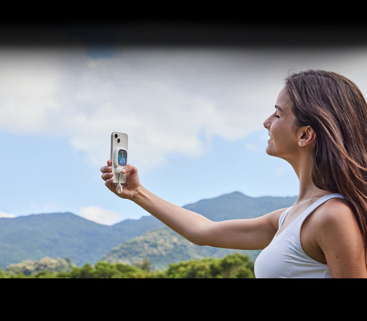 Outdoor Magnetic Selfie Display
